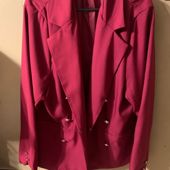 Plus Burgundy Gold Button Tailored Blazer - Picture 2 of 3